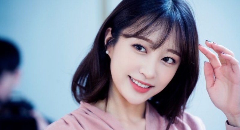 mach ban lam dep da nho viec dap mat na hang ngay