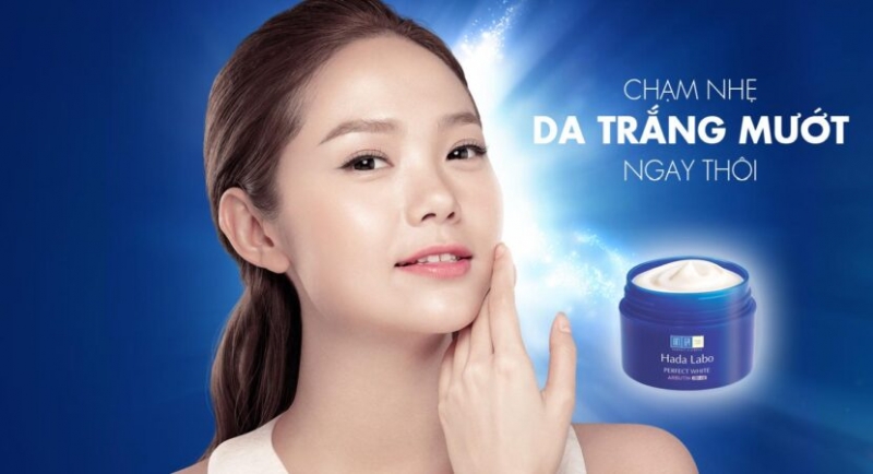 top 7 san pham duong trang da mat cho tuoi day