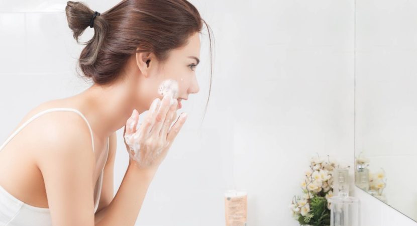 Các bước rửa mặt đúng cách và chăm sóc da đúng cách | HillsBeauty.vn